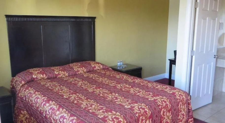 New Bay Motel