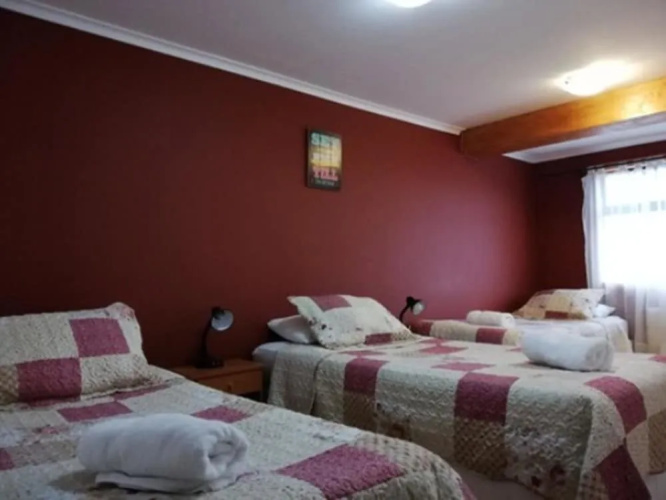 Hostal La Base