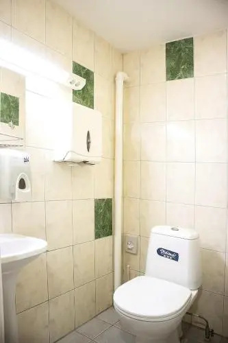 Valaste Guest house and Camping