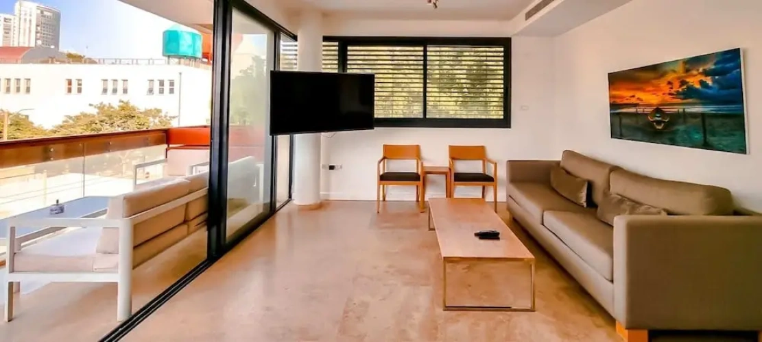 1 Bedroom Apartment with balcony