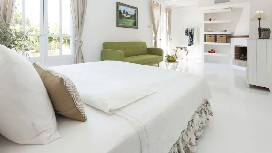 1 Bedroom Double Suite with garden view