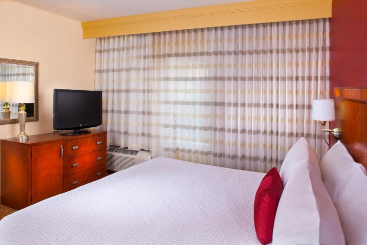 1 Bedroom Double Suite