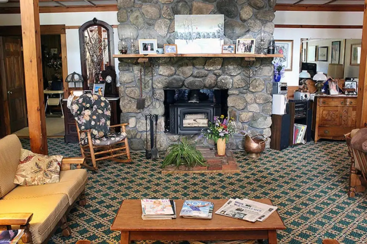 Carlson's Lodge