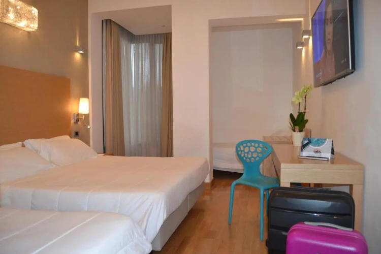 Standard Quadruple room