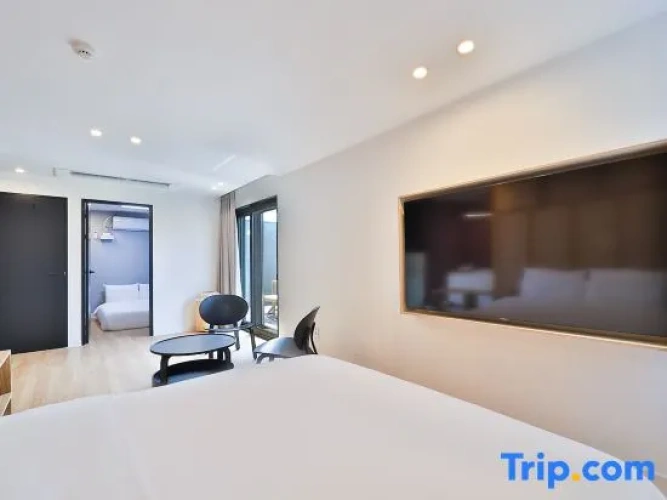 2 Bedrooms Family Suite