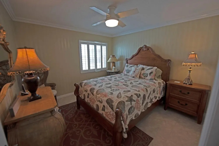 Gulf Place 8B Apartment 3