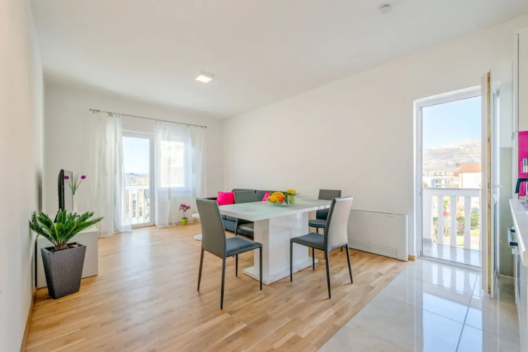 LCT Oleander Apartments