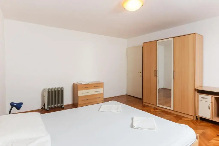Apartment Antun
