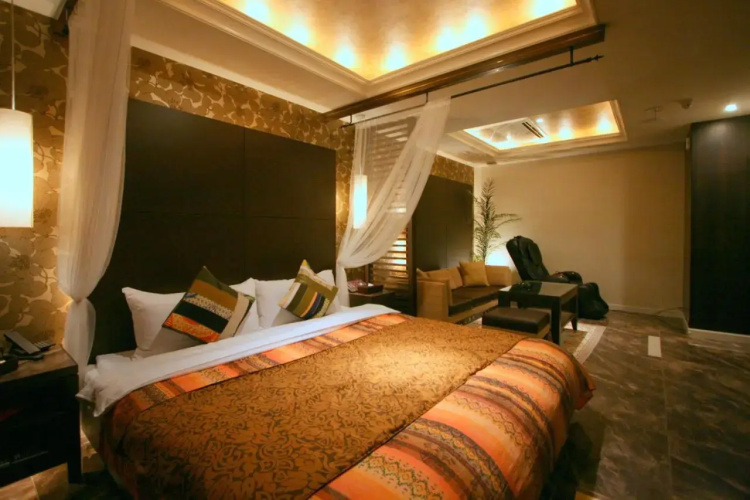 Hotel Aura Daito
