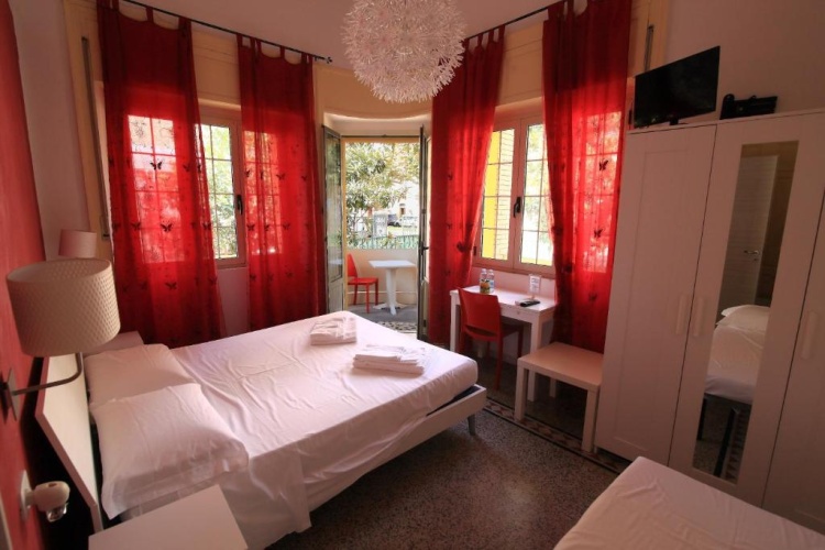 Standard Double room with balcony