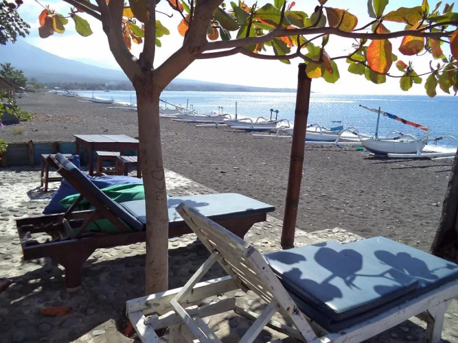 Solaluna Beach Homestay