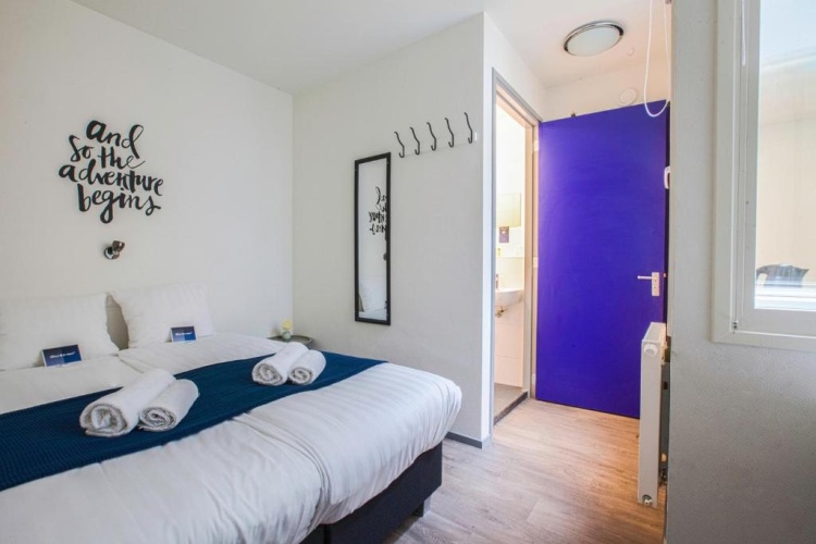 Bed in Dorm
