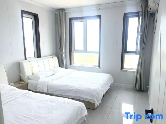 3 Bedrooms Deluxe room with sea view