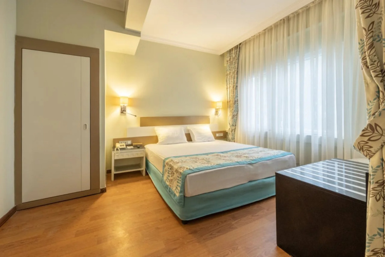 Side Nusso Beach Hotel