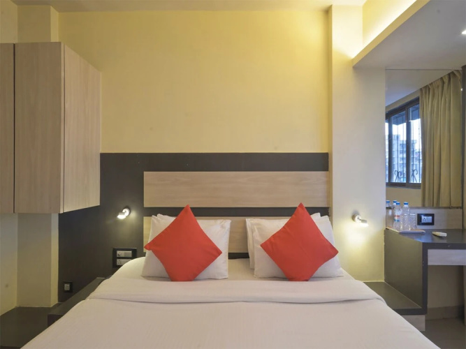 OYO 3287 Hotel Mansarovar