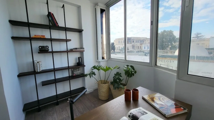 3 Bedrooms Apartment