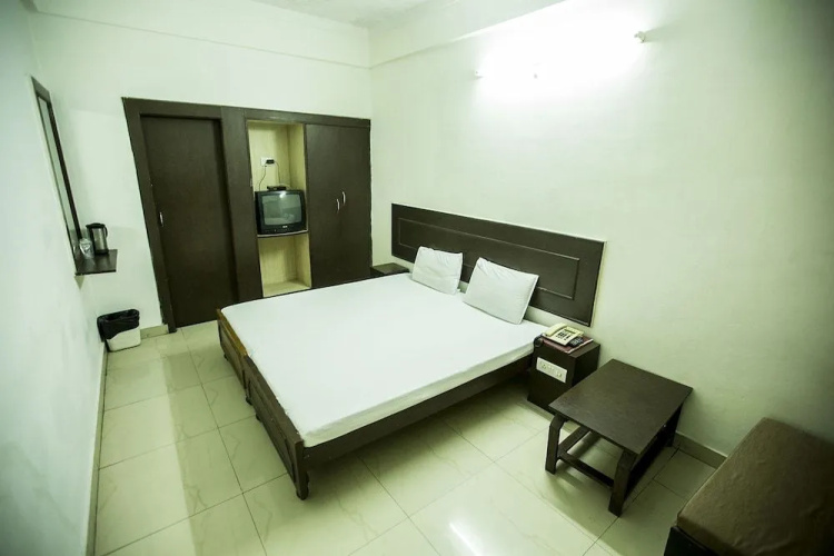 Hotel Deep Avadh