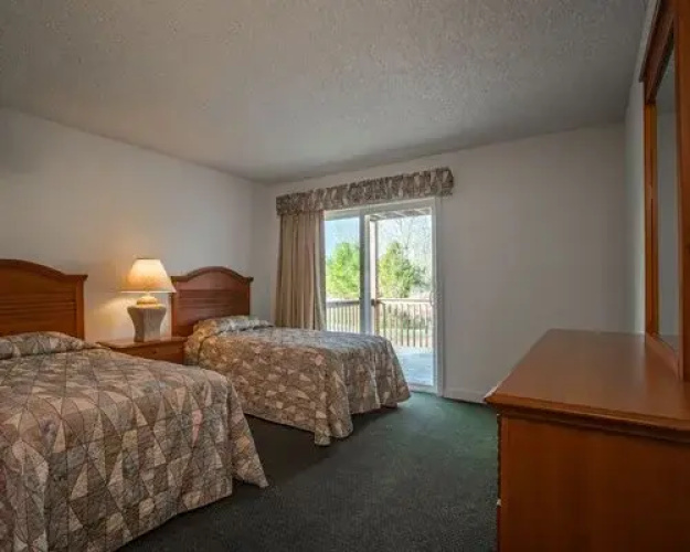 Crown Resorts at the Poconos