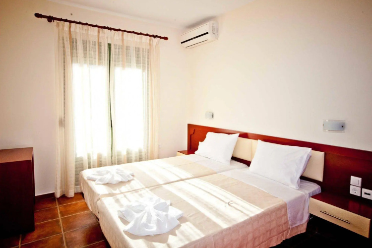 Aselinos Suites