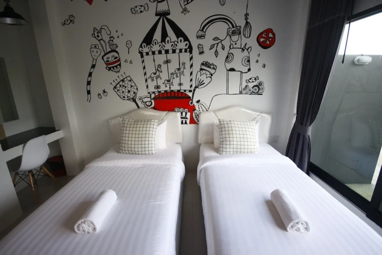 Standard Twin room