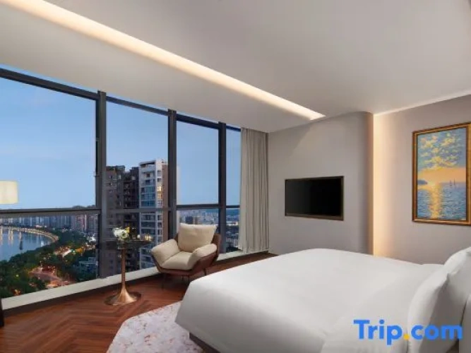Deluxe Double room with view