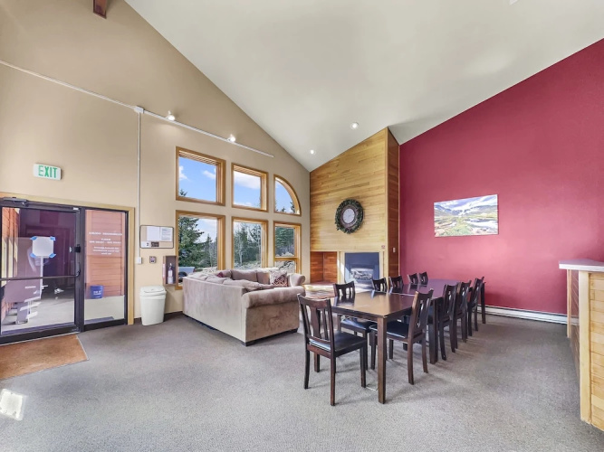 303d Dillon Bay 2br Awesome Views 2 Bedroom Condo by RedAwning