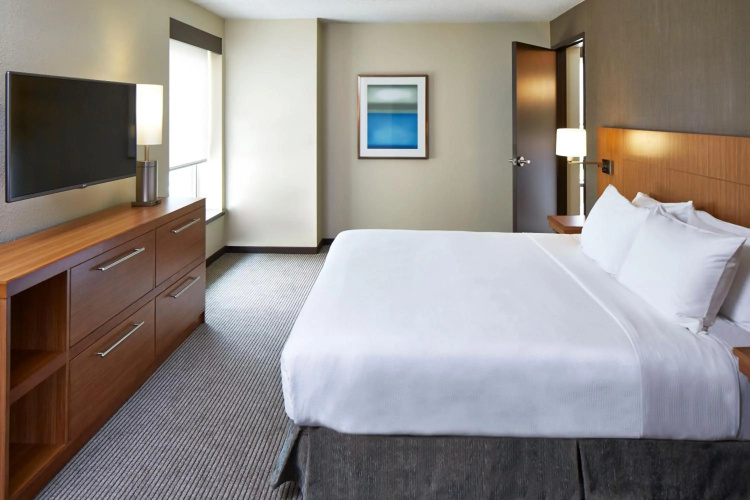 Hyatt Place Lansing - East