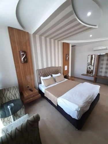 Deluxe Double room with city view