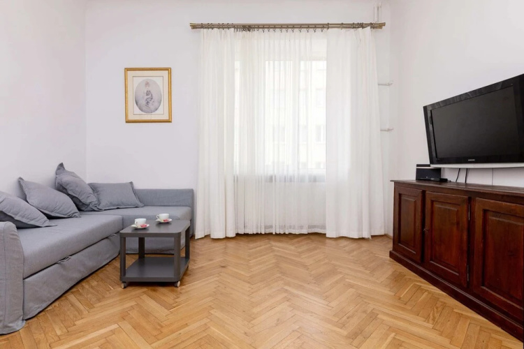 Powisle 2 - Bedroom Apartment