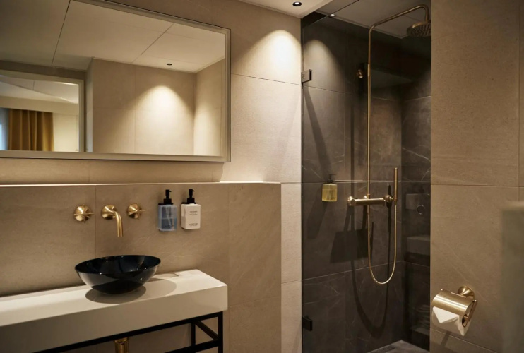 WIDE Hotel photo 9