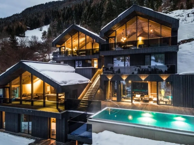 3 Bedrooms Chalet