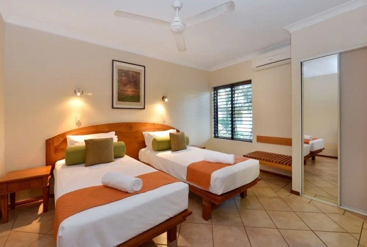 2 Bedrooms Apartment with balcony and with view