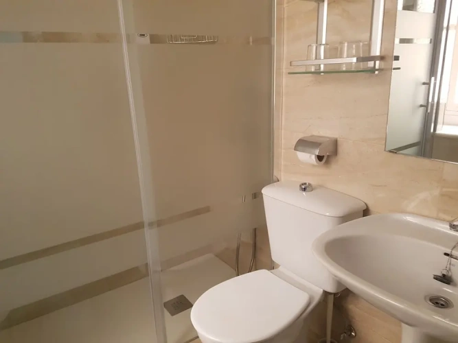 Standard Triple room