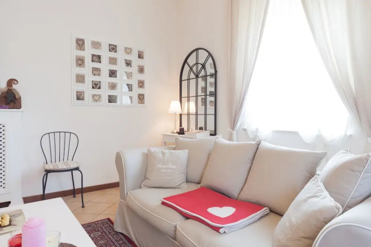 Nina Guest House