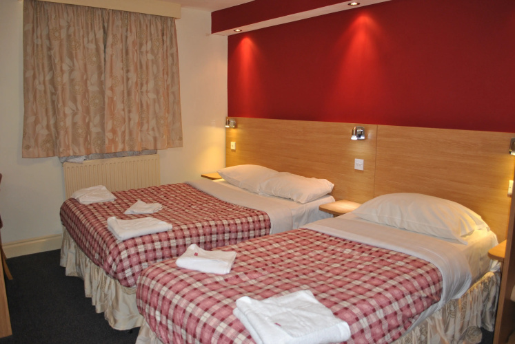 Carlton Hotel