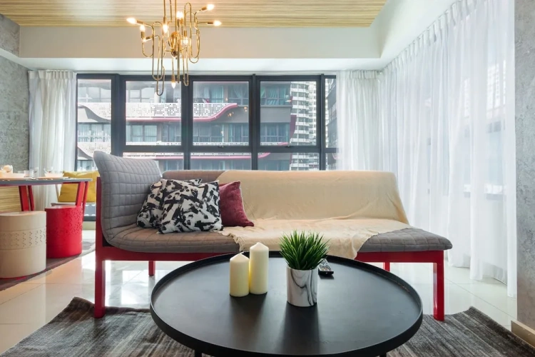 2 Bedrooms Apartment