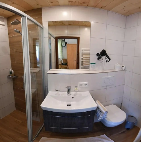 2 Bedrooms Standard Family room