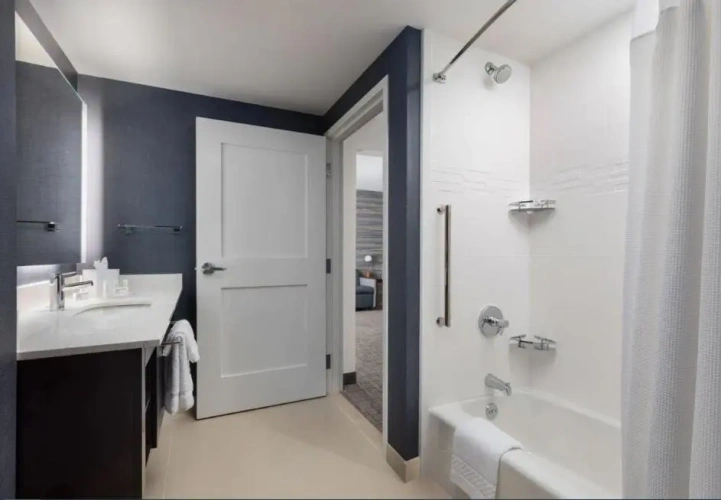 1 Bedroom Quadruple Suite