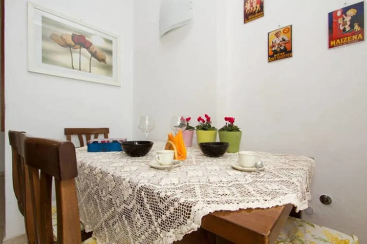 Angelica House