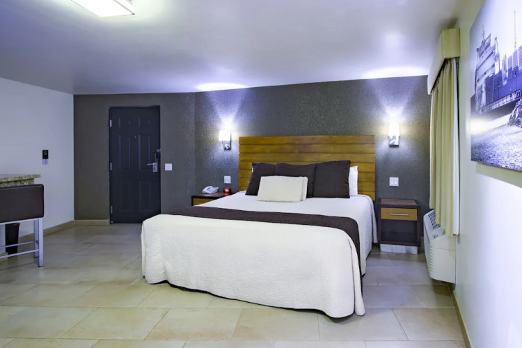 Desert Inn Ensenada