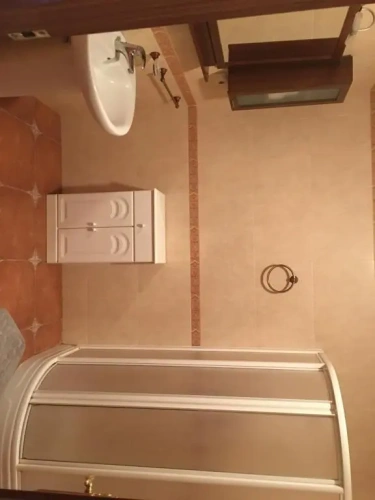 4 Bedrooms Cottage with balcony