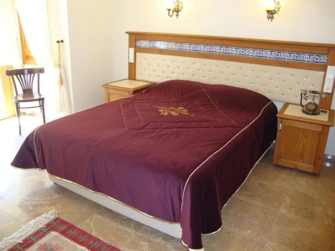 Deluxe Double room with city view