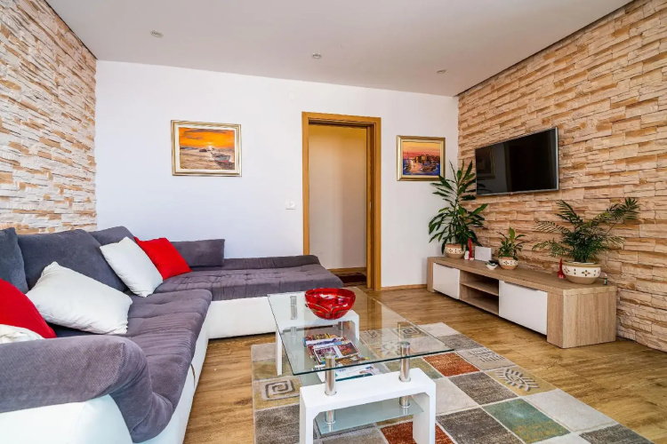 Apartment Lenka
