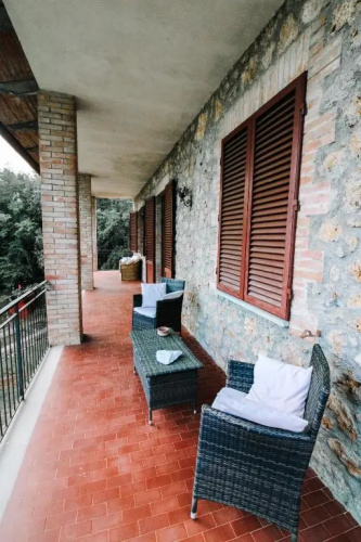 Villa Lilia By Let