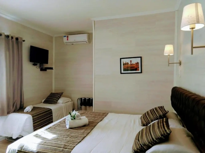 Standard Triple room