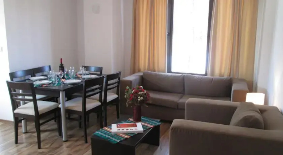 Ramada 2 Alexander Services Apartments