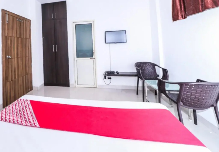 Hotel Divine Regency