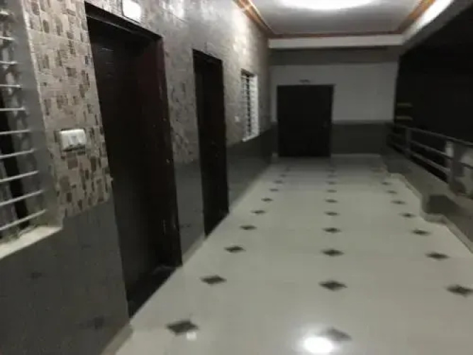 Shreyansh Hotel