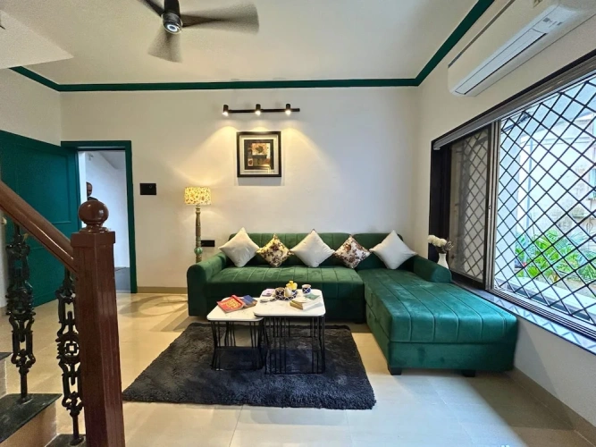 3 Bedrooms Executive Apartment