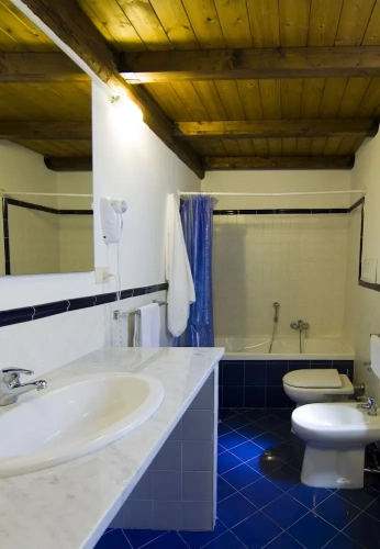 2 Bedrooms Luxury Apartment
